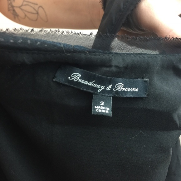 Broadway & Broome Madewell Lace Tier Summer Dress - Picture 5 of 8